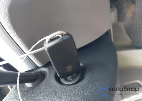 2012 Volkswagen Passat 2.5L Se z USA, uszkodzony, nr VIN 1VWBP7A37CC024513